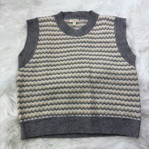 Debut Knit Sweater Vest